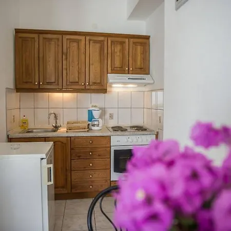 Studio In Rogoznica With Balcony, Air Conditioning, Wi-fi, Washing Machine Rogoznica (Sibenik-Knin)